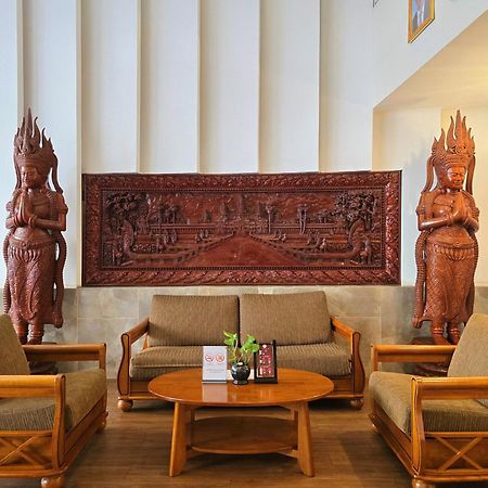 Joli Hotel Phnom Pen Exterior foto